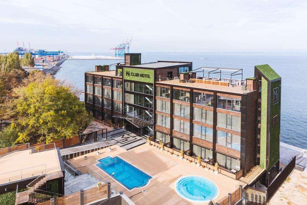 M1 Club Hotel Odesa Exterior photo The hotel in 2019