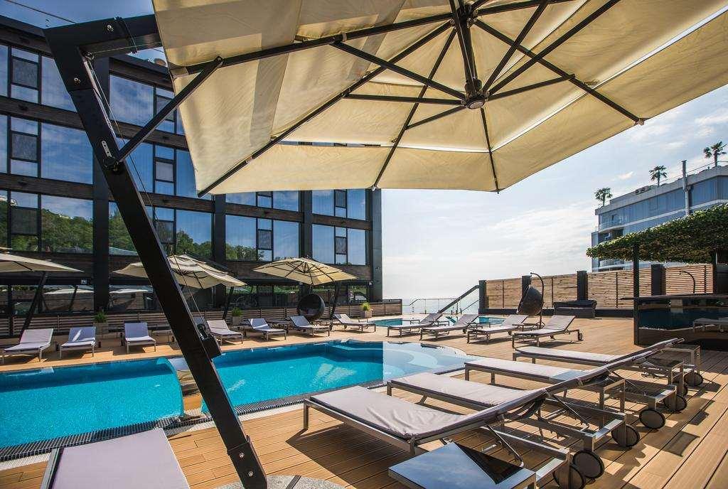 M1 Club Hotel Odesa Facilities photo The pool at the hotel
