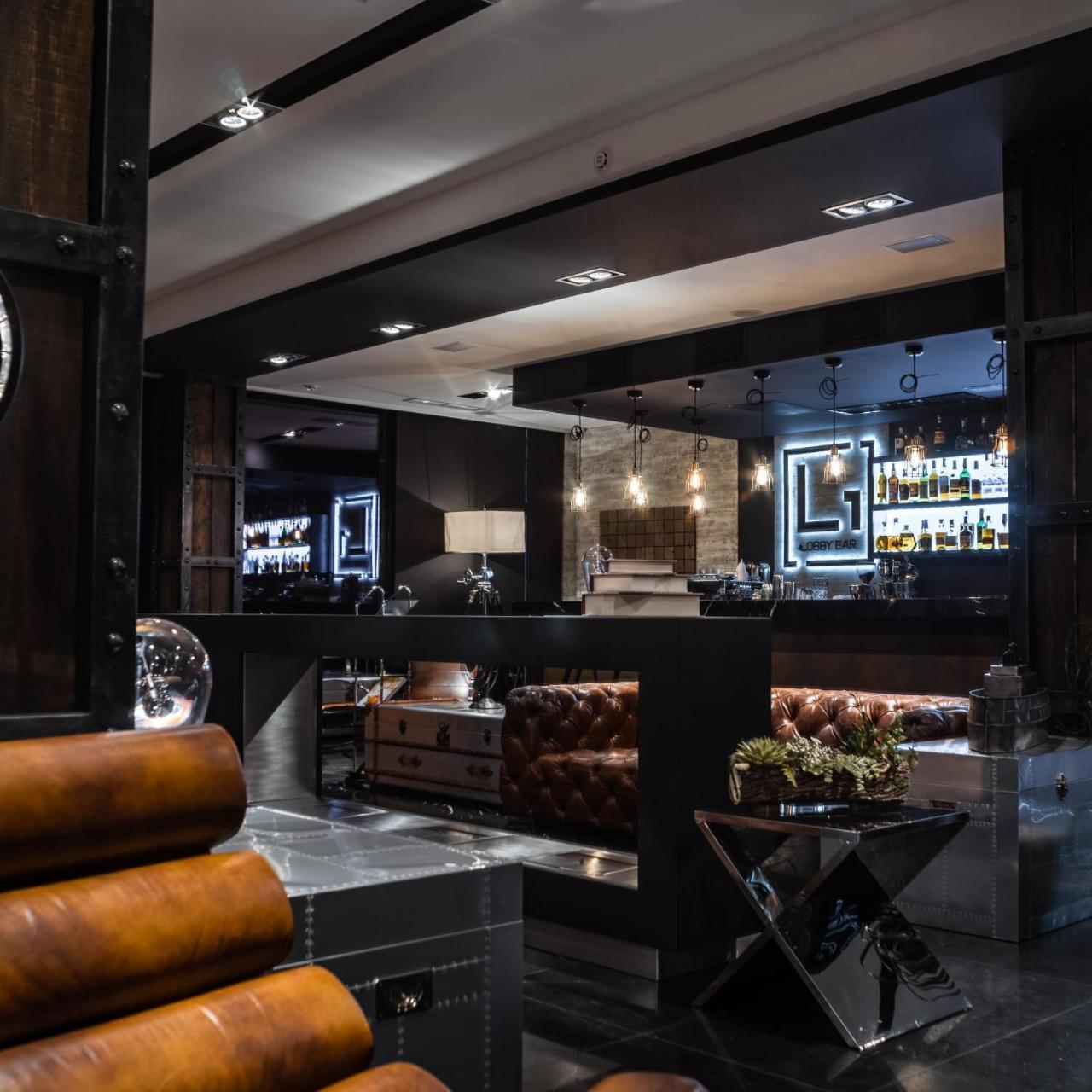 M1 Club Hotel Odesa Exterior photo Interior of the restaurant