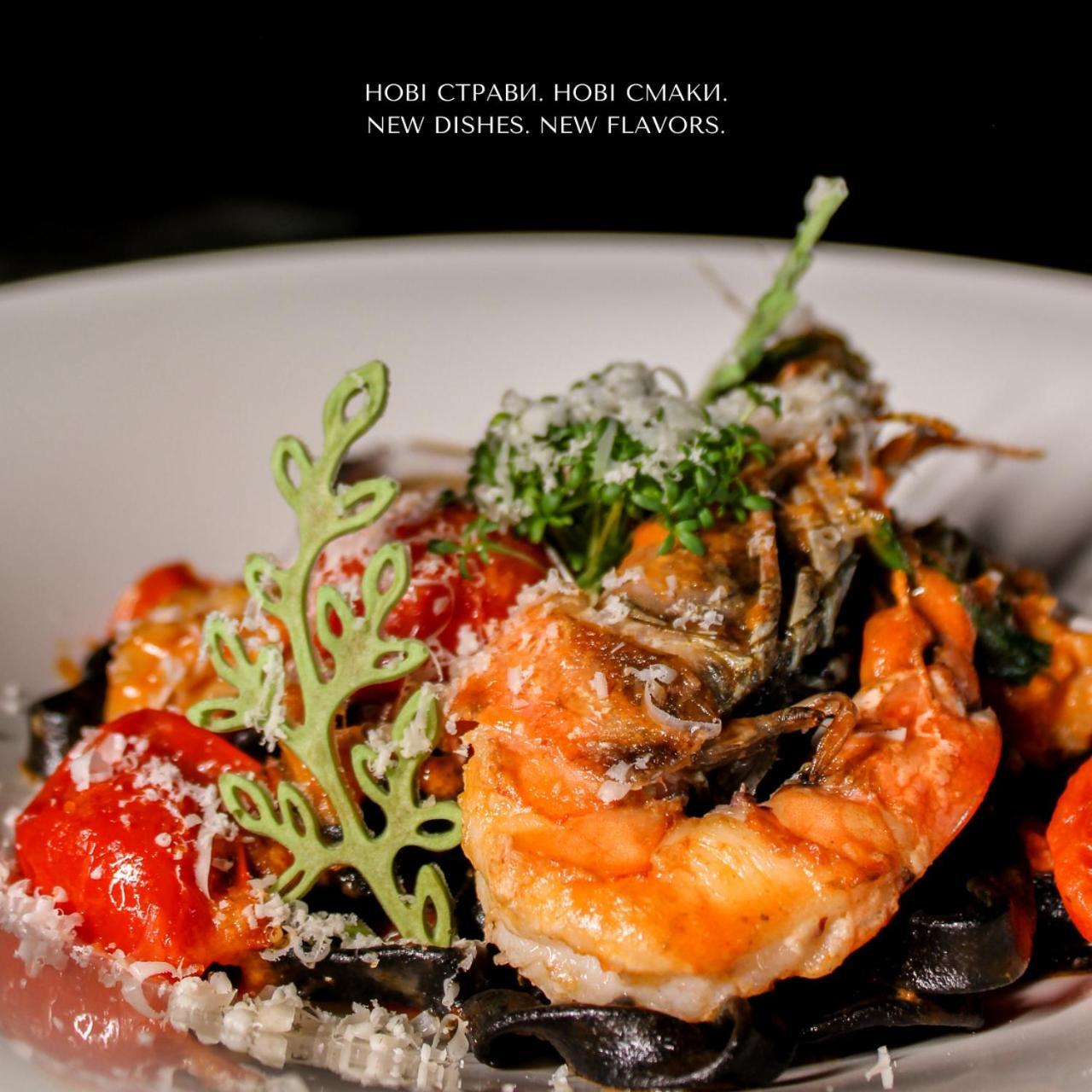 M1 Club Hotel Odesa Exterior photo A prawn and tomato salad