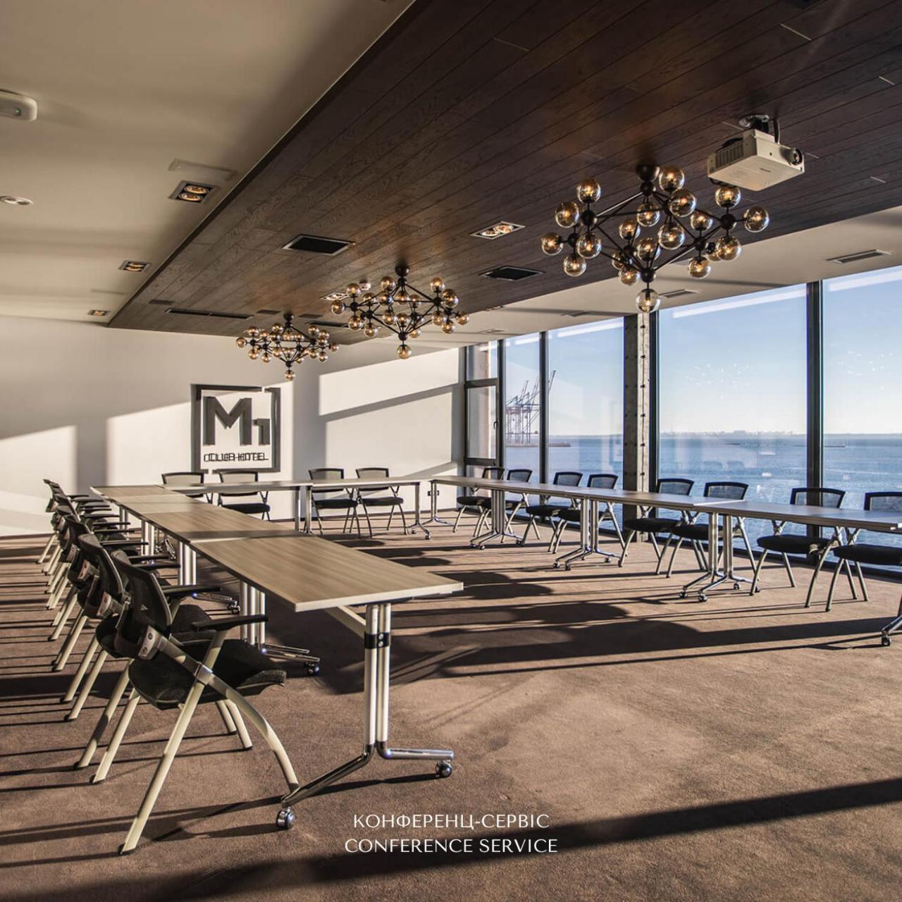 M1 Club Hotel Odesa Exterior photo Meeting room